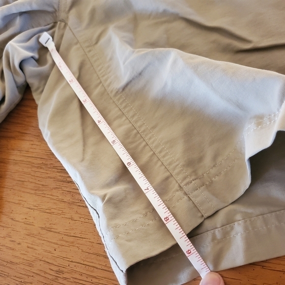 The North Face Belted Cargo Sz. XXL Shorts - Picture 11 of 11